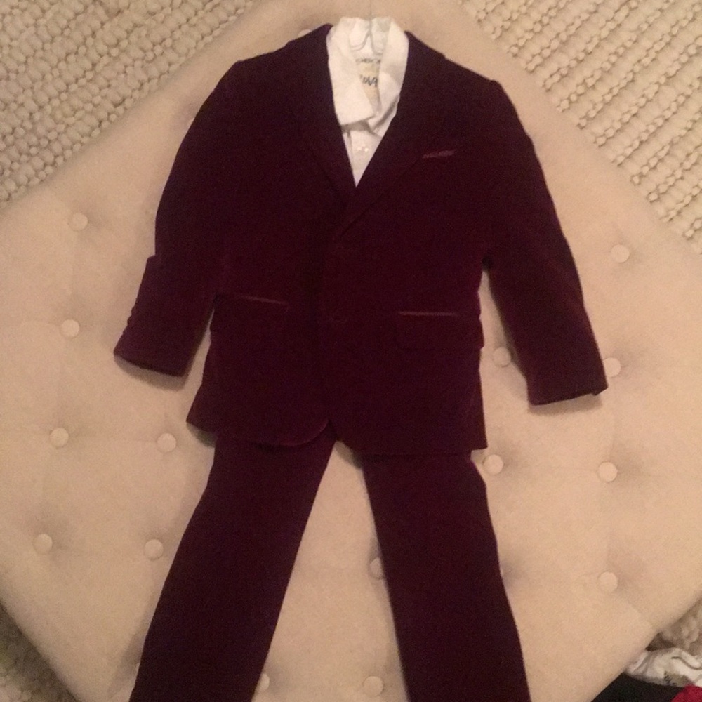 Isaac Mizrahi Red Velvet Boys Suit